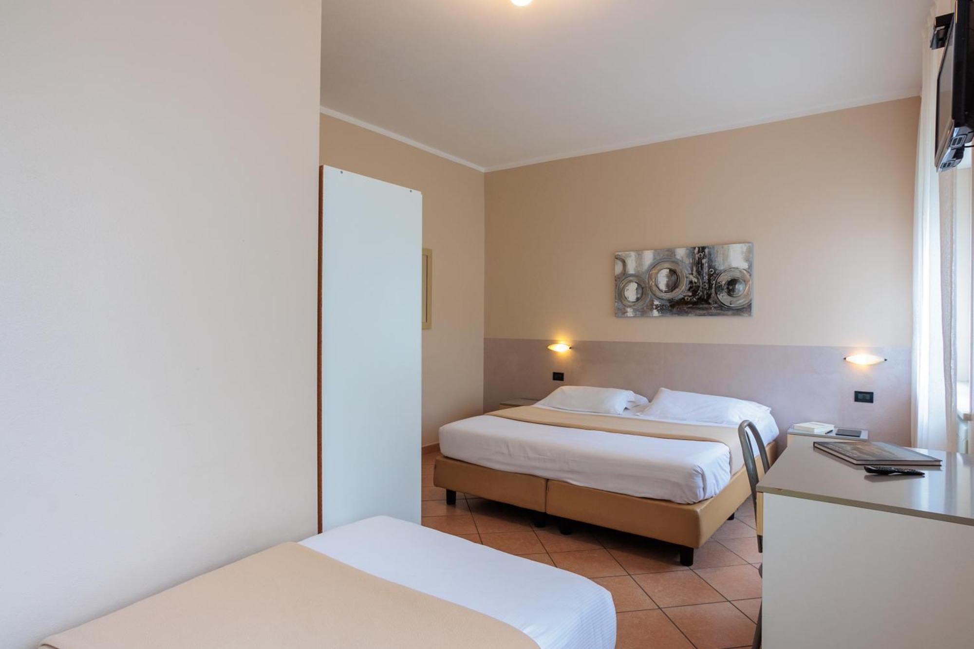 ヴェルバーニア Al Centro Bed & Breakfast エクステリア 写真